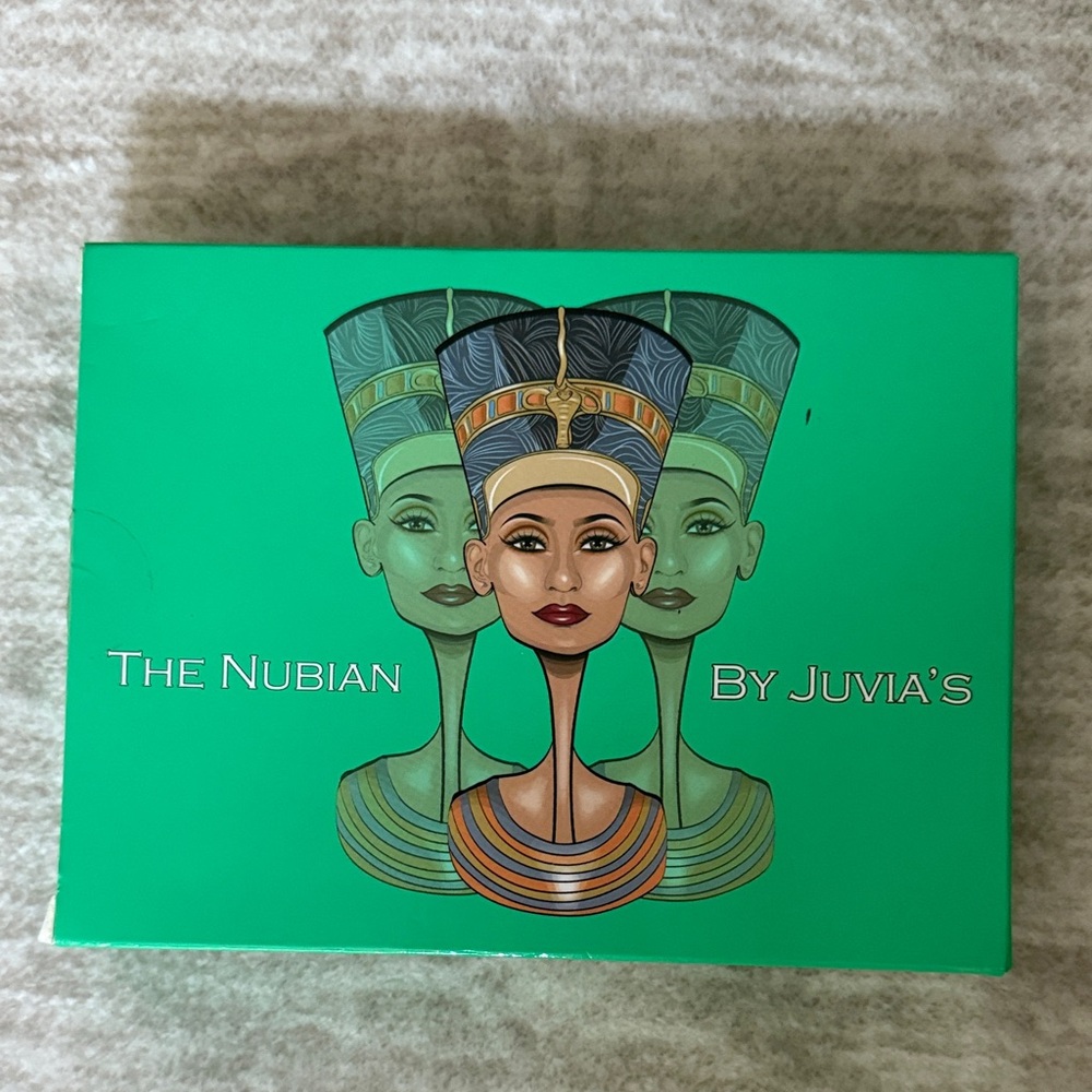 Juvia's Place The Nubian Eyeshadow Palette